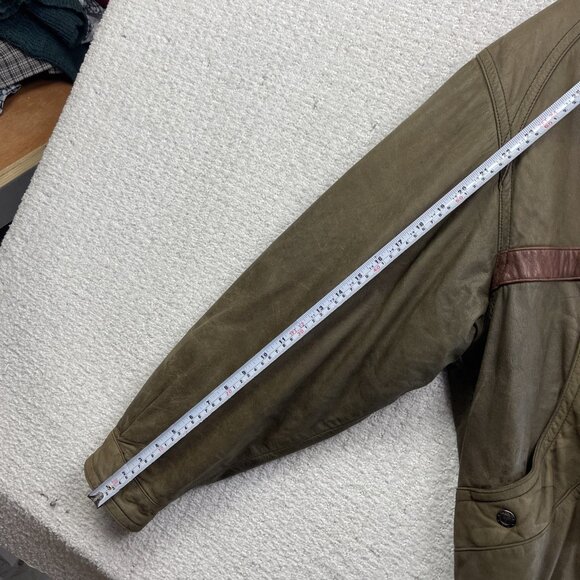 CORDOVAN Montreal Leather Bomber Jacket Military Style Olive Green Men Sz 42 VTG - Picture 12 of 16